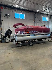 Pontoon & Trailer - Photo 7