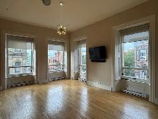 Uptown Living with Parking & City Views #302 - Photo 2