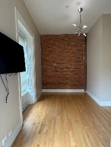 Uptown Living with Parking & City Views #302 - Photo 4