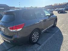 2014 Nissan Pathfinder SL 4WD ONE OWNER - Photo 2