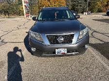 2014 Nissan Pathfinder SL 4WD ONE OWNER - Photo 3
