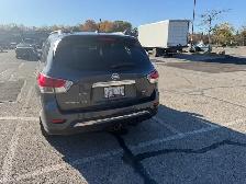 2014 Nissan Pathfinder SL 4WD ONE OWNER - Photo 4