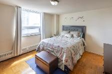 5754 Yonge Street:1-Bedroom Apartment Available in North York! - Photo 2
