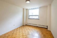 5754 Yonge Street:1-Bedroom Apartment Available in North York! - Photo 5