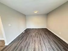 Renovated 3 Bed, 2 Bath Main Floor | 3 Parking, Laundry & Yard - Photo 11