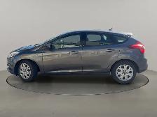 2012 Ford Focus (CERTIFIED) SE - Photo 2