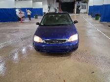 2006 Safetied Ford Focus - Photo 2