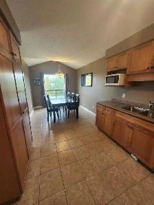 Spacious townhouse available January 1st - Photo 3
