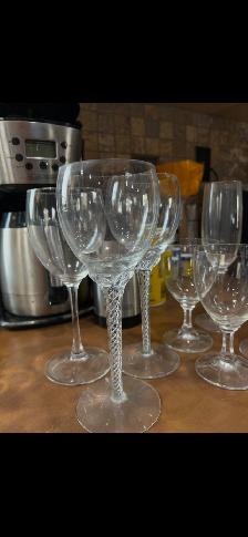 Wine Glasses - Photo 4