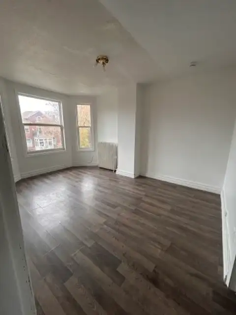 2nd Floor 1-Bedroom Unit