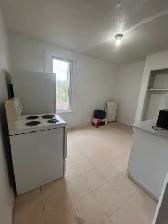 2nd Floor 1-Bedroom Unit - Photo 3