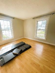 Bright & Spacious Three Bedroom Apartment in Trenton $1650 - Photo 7