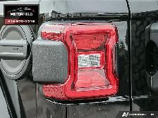 2019 Jeep Wrangler Unlimited Sahara 4WD One Owner, Accident Fre - Photo 8