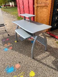 Free desks