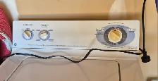 GE FULL SIZE WASHING MACHINE - Photo 2