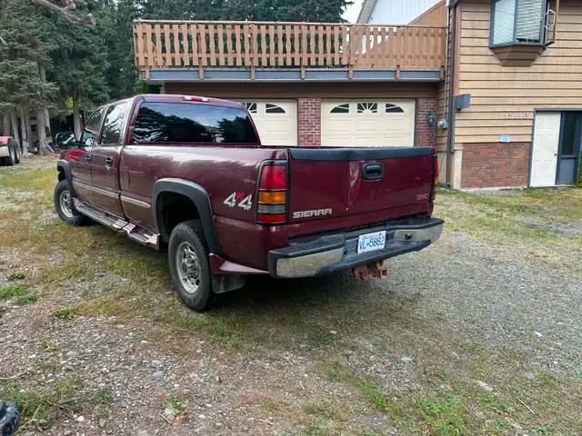 2002 GMC 2500 4X4 CREW CAB