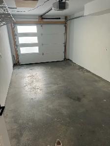 3 Bedroom, 3 Bathroom Apartment - Photo 9