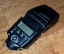 Canon 60D DSLR Camera, EF 24-105 Lens, 430EXII Flash - Photo 3