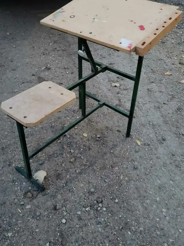 Foldable art easel