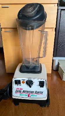 VitaMix Blender - Photo 2