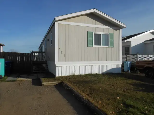 Caouette Crescent 261 - MOBILE HOME IN TIMBERLEA