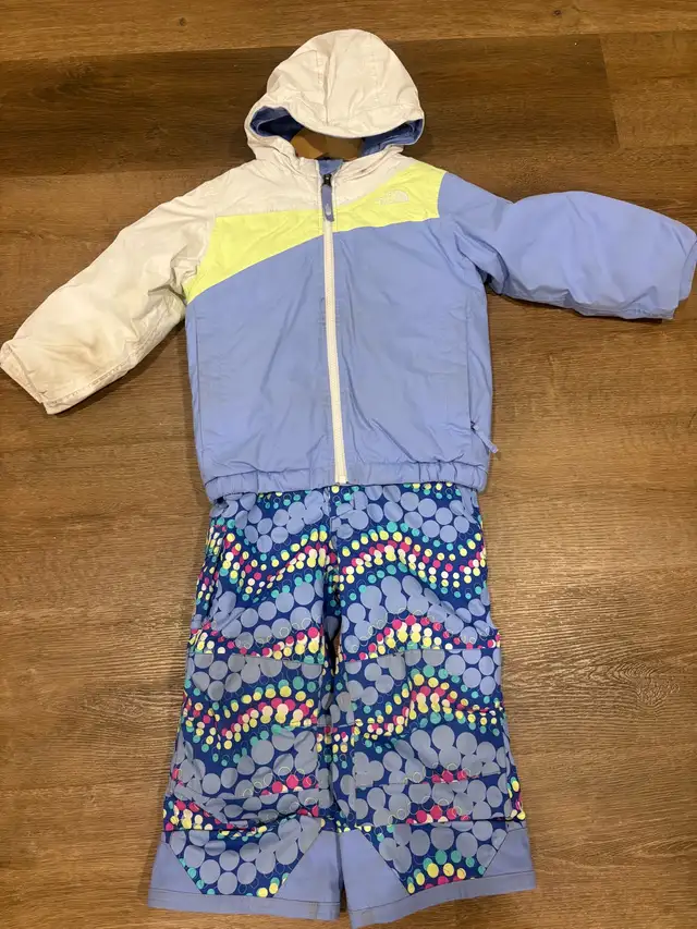 NORTHFACE Girls Snowsuit