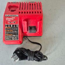 12/18v Milwaukee 48591812 Battery Charger (32490331)