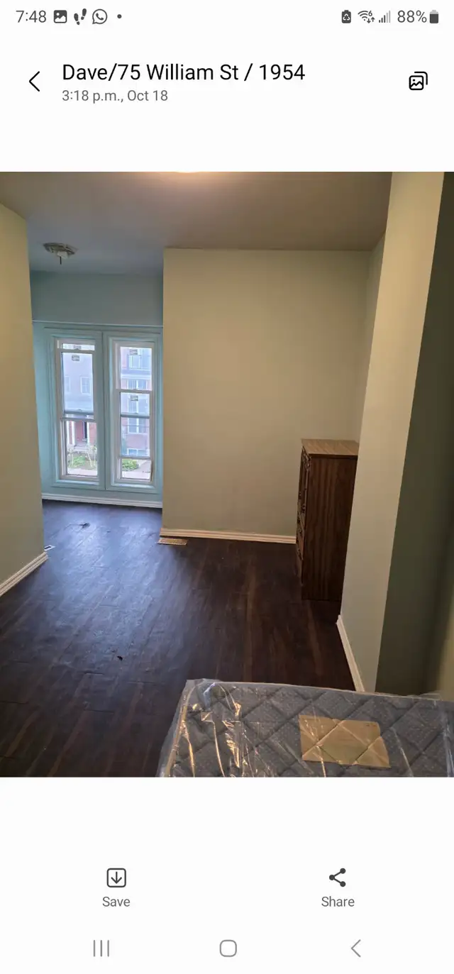 LARGE ROOM FOR RENT