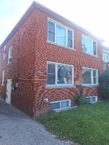3 Bedroom Apartment - $2100  Electricity