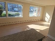 3 Bedroom Apartment - $2100  Electricity - Photo 9