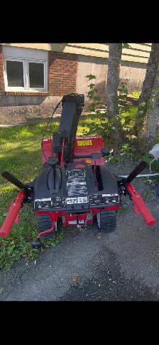 Snow Blower - Photo 5