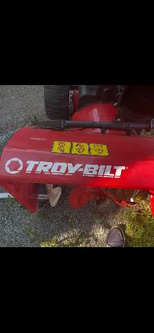 Snow Blower - Photo 9