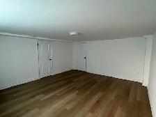 $1,500 – Renovated 1-Bedroom | Bloor West Village, Jane Subway - Photo 5