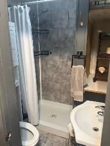 Fully Furnished Cozy Studio All Utilities, Wi-Fi & Parking Incl! - Photo 6