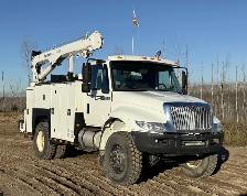 2015 international 4300 service truck