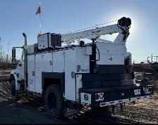 2015 international 4300 service truck - Photo 9