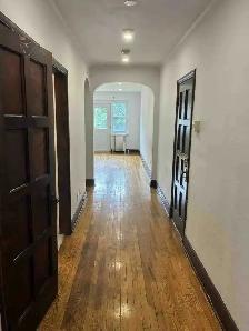 Bright 4 1/2 Apartment by Loyola For Rent/Lease, Cession de Bail