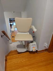 Stairlift for Sale New & Refurbished - Photo 9