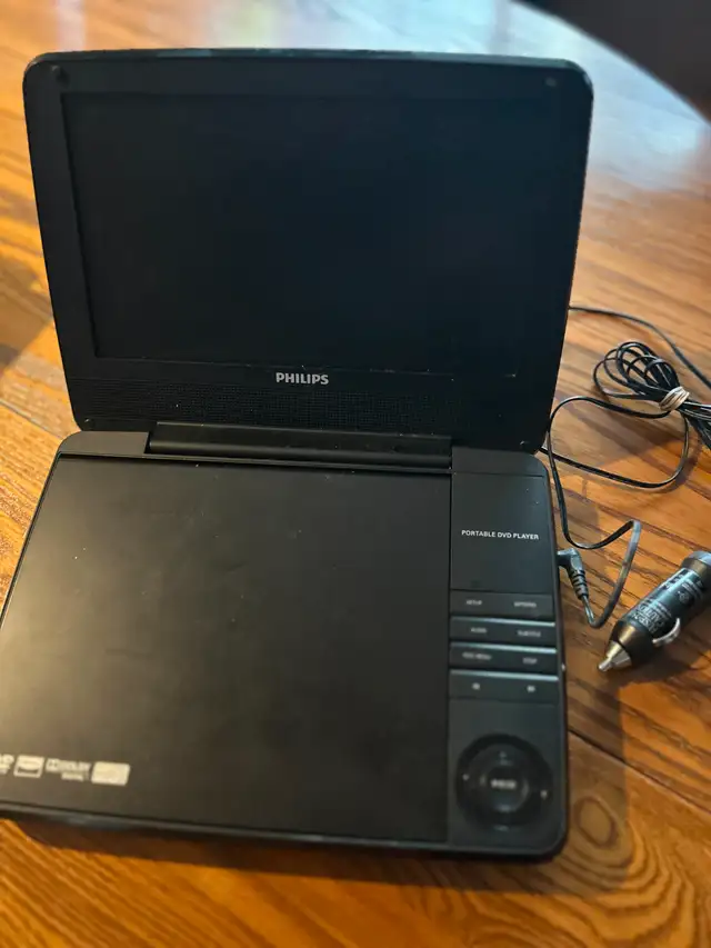 GOOD WORKING PHILIPS VEHICLE 12 VOLT  DVD PLAYER