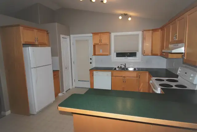 Legal Main Floor 2 Bedroom Suite For Rent