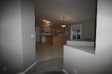 Legal Main Floor 2 Bedroom Suite For Rent - Photo 9