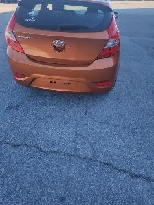 2015 HYUNDAI ACCENT GS - Photo 4