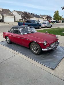 1964 MGB convertible with hardtop