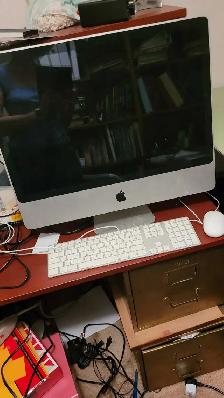 Mac 2009 Desktop Computer