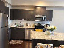 Luxury 1Bdr Media Condo forLease at Sq. One Limelight -1Lk, 1Pk - Photo 4