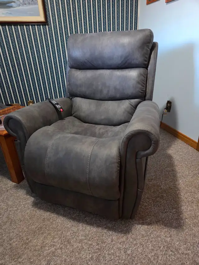 Power Lift Recliner