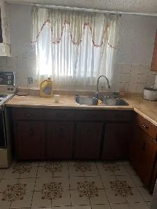 Basement For Rent - Photo 10