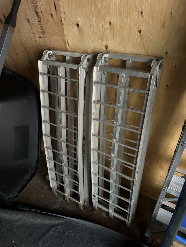 Aluminum Folding Loading Ramps - Pair (Truck, ATV, Mower)