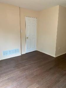 WOW Beautiful Townhouse Basement Available For Rent in Brampton! - Photo 6