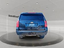 2018 Chevrolet Suburban 4x2 LS - Photo 5